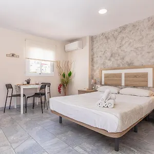 Lola , Málaga España